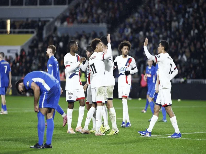 镜报：角球进攻拉拽纠缠，将成今夏足球立法机构会议上议题